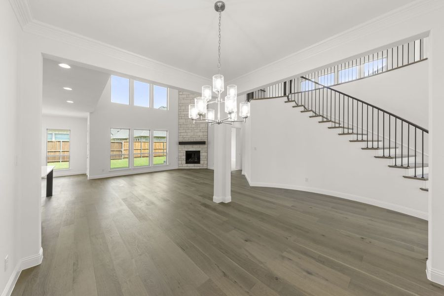 Representative unfurnished interior of a home built from the Ramsey by Windsor Homes in Estates at Rockhill, Frisco (Image 19).