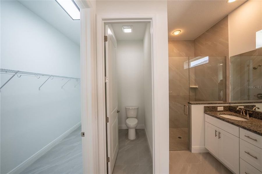 Furnished interior view inside a new home in , Ocala (Image 8).