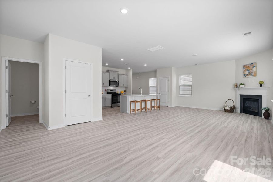 Spacious, unfurnished interior of a new home in The Hamptons at Hickory, Hickory (Image 24).