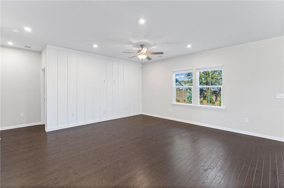 Spacious, unfurnished interior of a new home in Berkeley Mill, Cumming (Image 13).