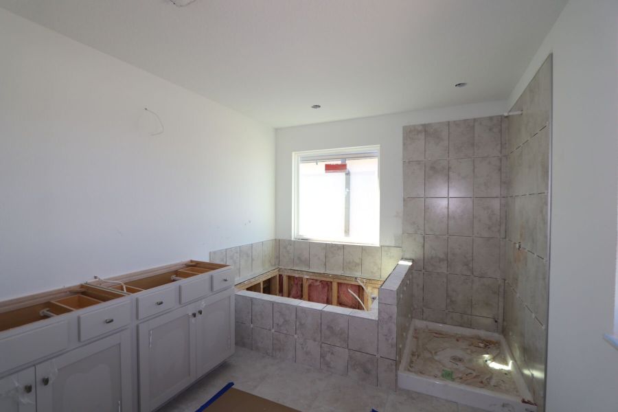 Owner's Bathroom Owner's Bathroom