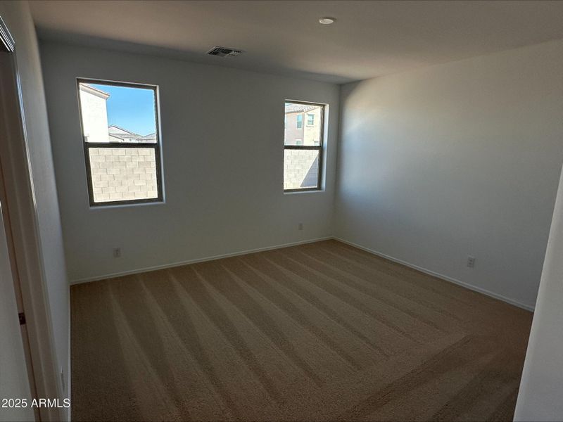 Primary bed Primary bed