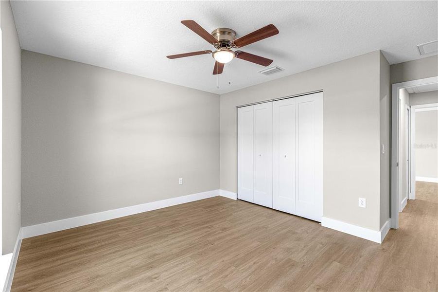 Spacious, unfurnished interior of a new home in , Ocklawaha (Image 30).