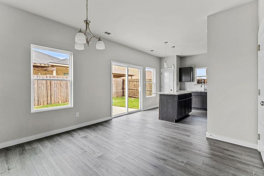 Spacious, unfurnished interior of a new home in Trails of Fossil Creek, Fort Worth (Image 16).
