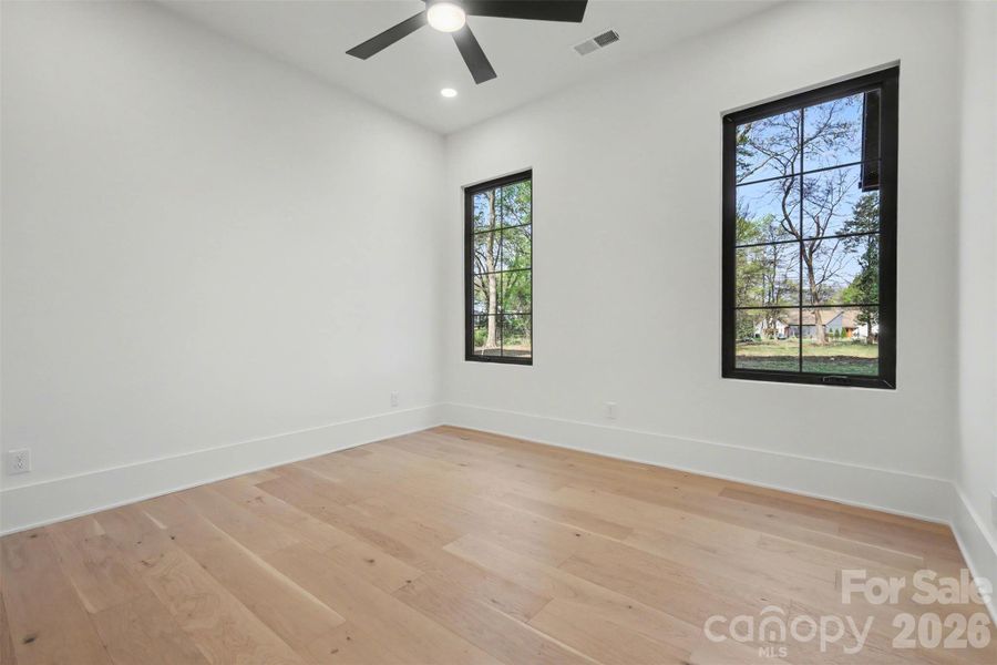 Spacious, unfurnished interior of a new home in , Concord (Image 27).