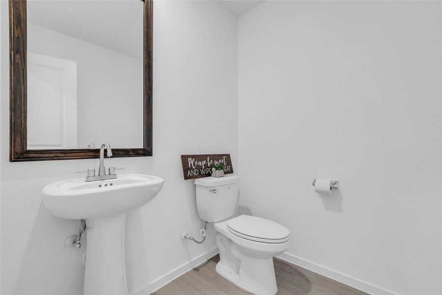 Furnished interior view inside a new home in Magnolia Springs, Montgomery (Image 9).