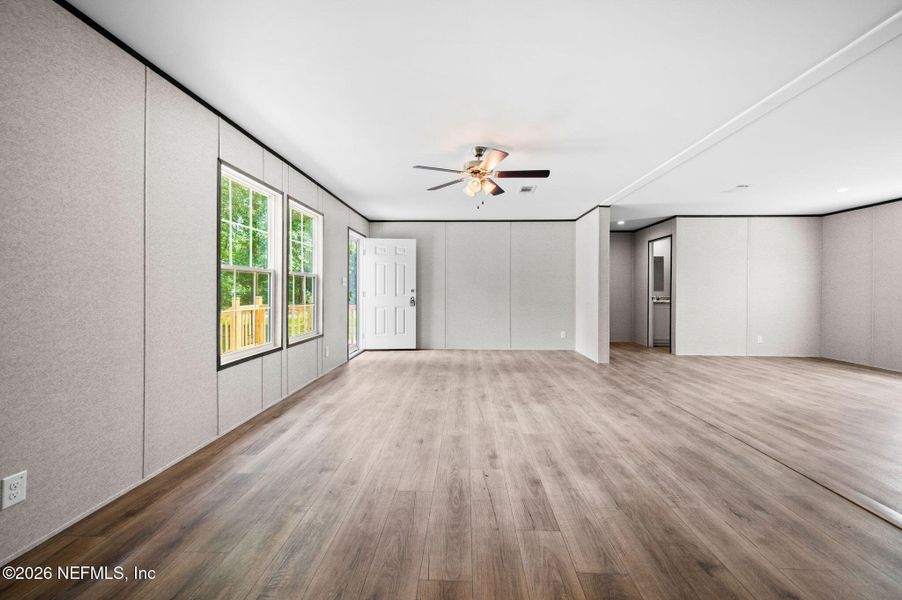 Spacious, unfurnished interior of a new home in , Lake City (Image 15).