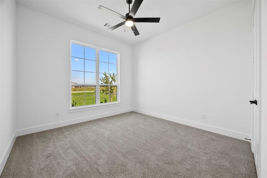Spacious, unfurnished interior of a new home in , Waxahachie (Image 25).