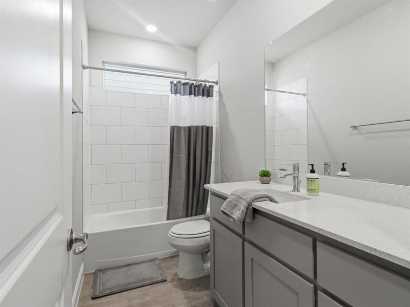 Furnished interior view inside a new home in , Fort Worth (Image 7).