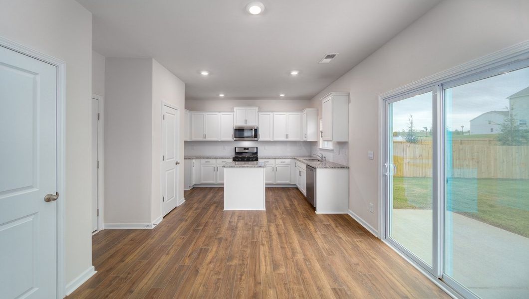 Spacious, unfurnished interior of a new home in Cline Village, Conover (Image 10).