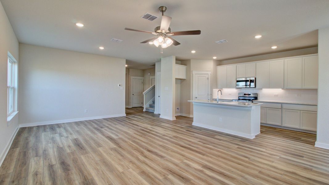 Furnished interior view inside a new home in Cloud Country, New Braunfels (Image 18).