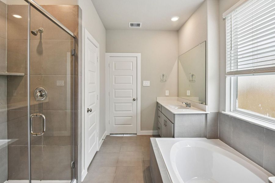 Photo is not of the actual home but is an inspirational photo of builder's model home and may depict options, furnishings, and/or decorator features that are not included. Photo is not of the actual home but is an inspirational photo of builder's model home and may depict options, furnishings, and/or decorator features that are not included.