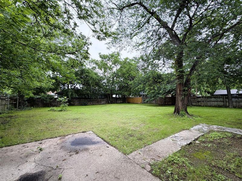 Natural landscape and outdoor views near in Cleburne (Image 25). Natural landscape and outdoor views near in Cleburne (Image 25).