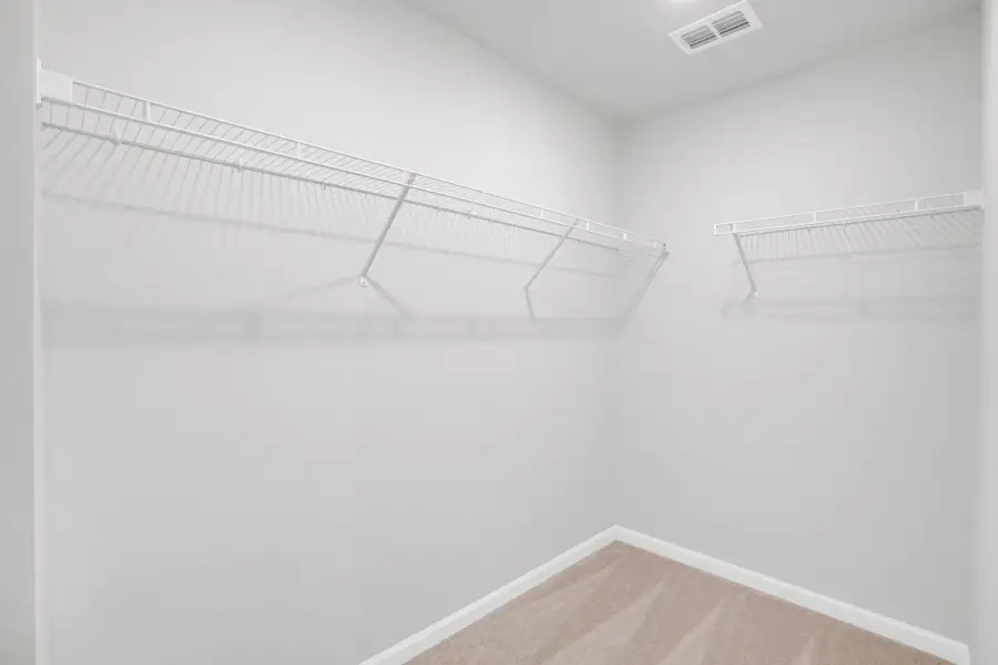 Spacious, unfurnished interior of a new home in Bradford Pointe, Summerville (Image 32).