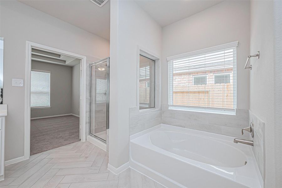 Furnished interior view inside a new home in La Segarra, Brookshire (Image 19).