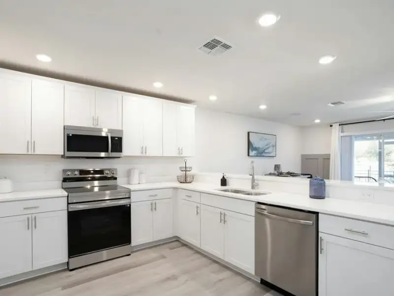 Brand-new 3-bedroom townhome for sale in St. Cloud, FL! Brand-new 3-bedroom townhome for sale in St. Cloud, FL!