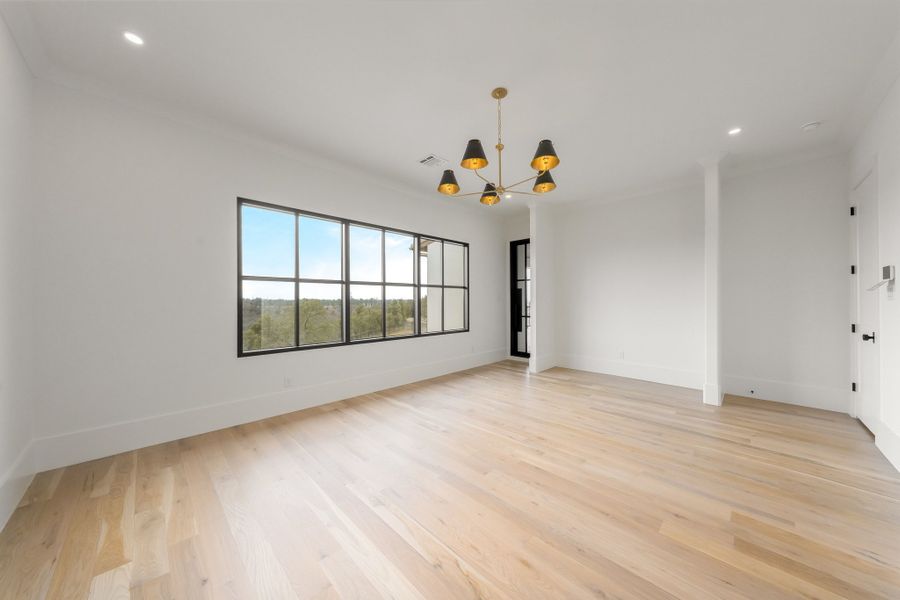 Spacious, unfurnished interior of a new home in Fleming Pointe, Fort Worth (Image 43). Spacious, unfurnished interior of a new home in Fleming Pointe, Fort Worth (Image 43).