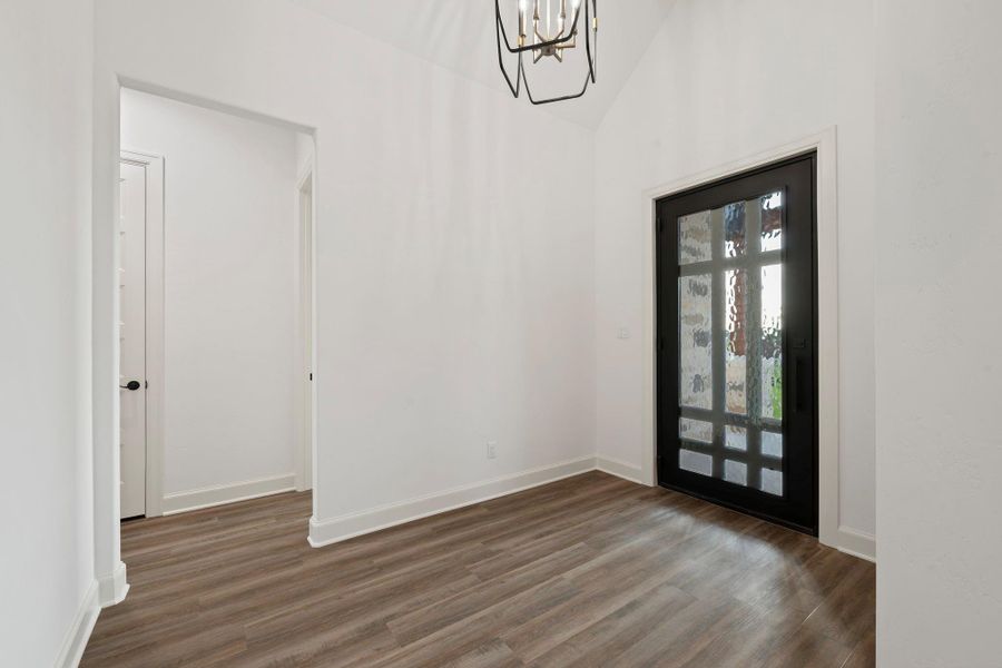 Spacious, unfurnished interior of a new home in , Bryan (Image 41).
