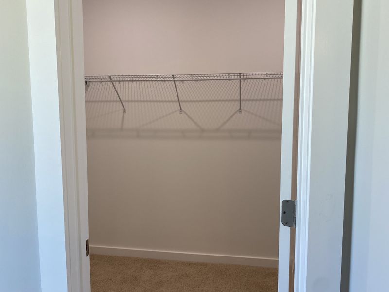 Representative unfurnished interior of a home built from the Hayes by Foundation Home Builders LLC in Northwyck Drive, Pikeville (Image 21).