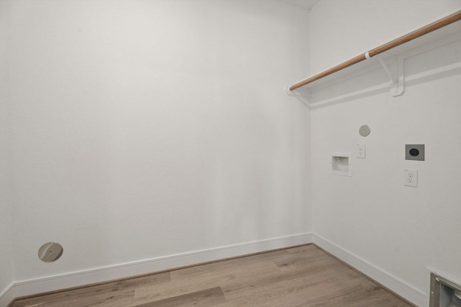 Spacious, unfurnished interior of a new home in Westland Ranch - 70' Homesites, League City (Image 26). Spacious, unfurnished interior of a new home in Westland Ranch - 70' Homesites, League City (Image 26).