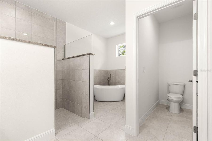 Furnished interior view inside a new home in , Dunnellon (Image 8).