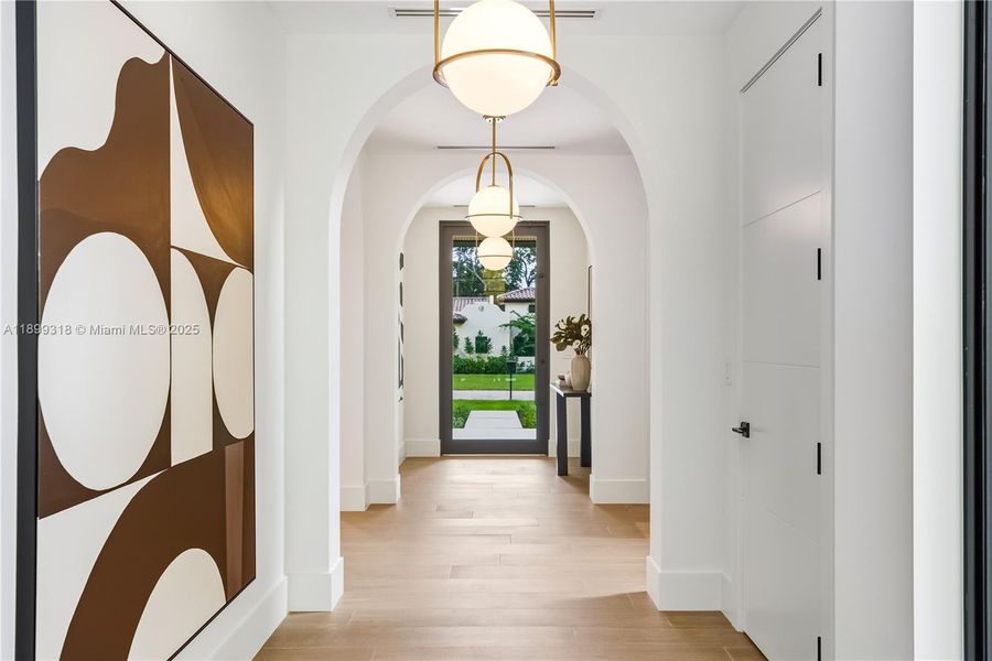 Spacious, unfurnished interior of a new home in , South Miami (Image 24).