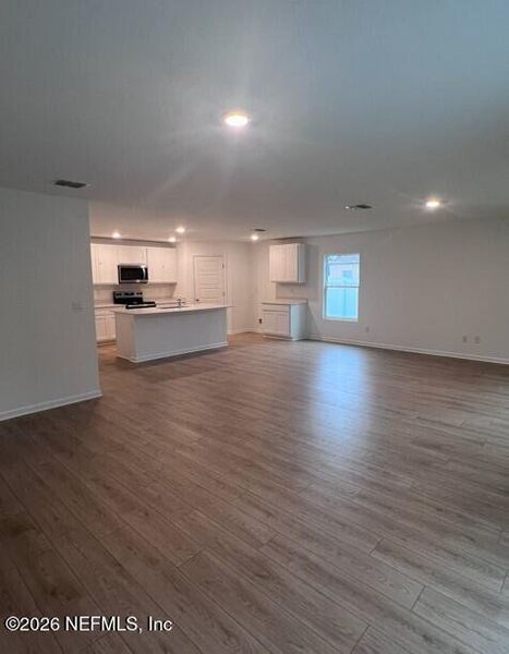 Spacious, unfurnished interior of a new home in Palm Coast Homesites, Palm Coast (Image 21).