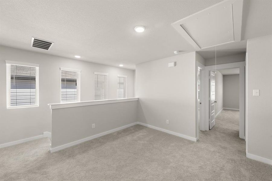 232 Wagon Spoke- Loft-1