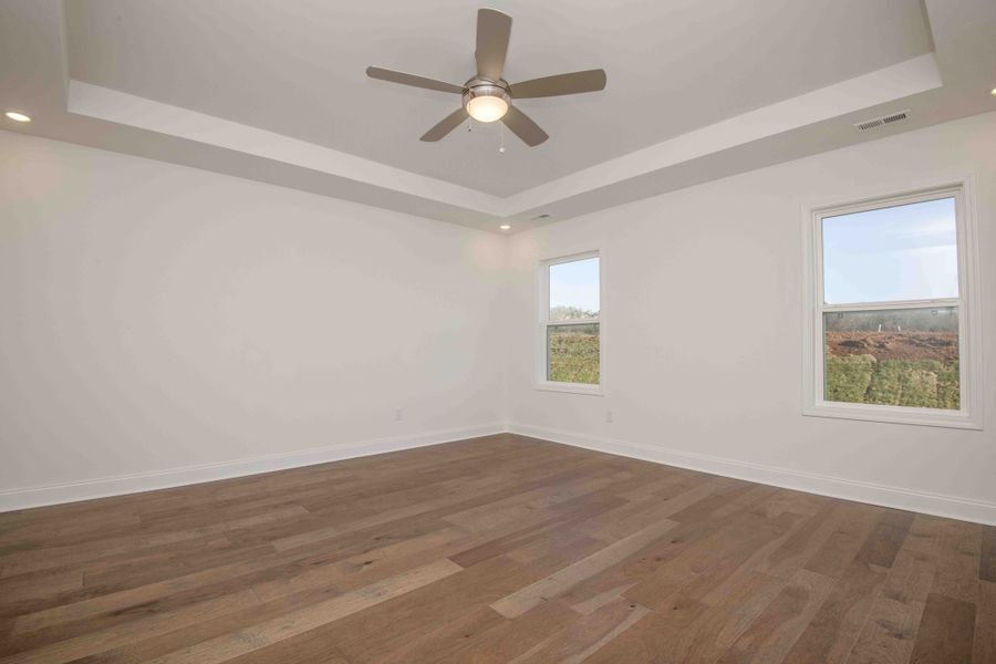 *Photo of example home. Selections and Finishes May Vary.*