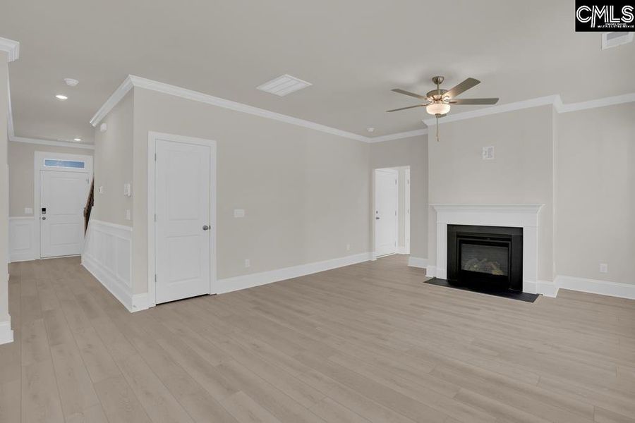 Spacious, unfurnished interior of a new home in Cottages at Roofs Pond, West Columbia (Image 24).