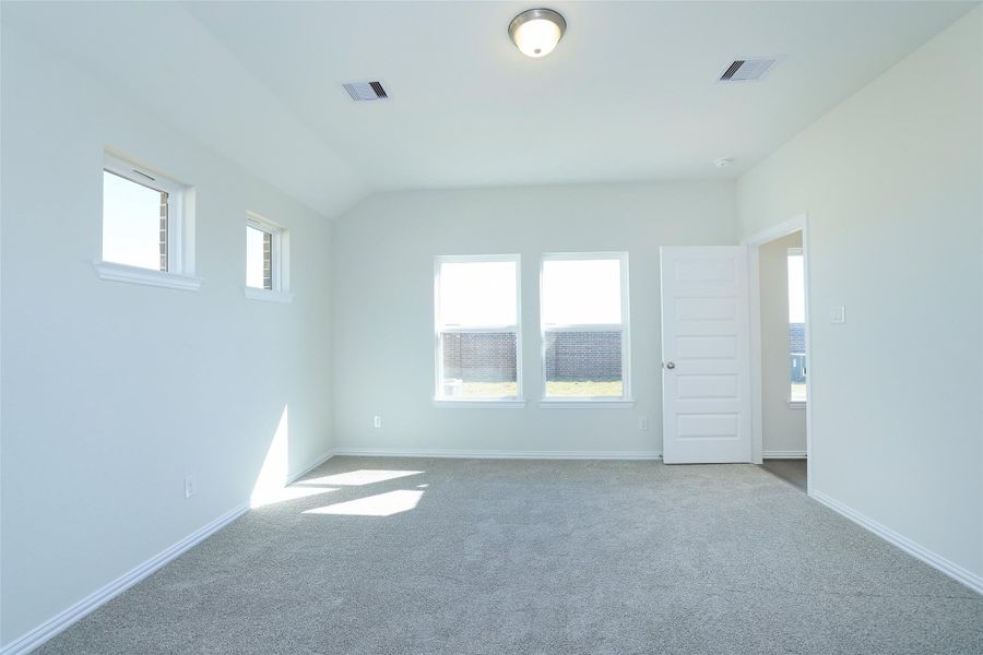 Spacious, unfurnished interior of a new home in Cypress Green, Hockley (Image 12).