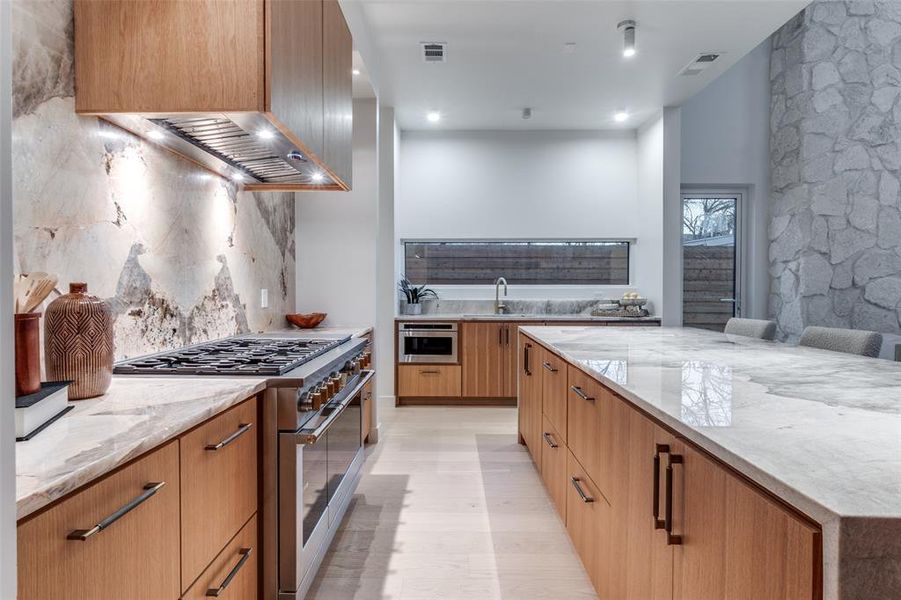 Furnished interior view inside a new home in , Dallas (Image 12).