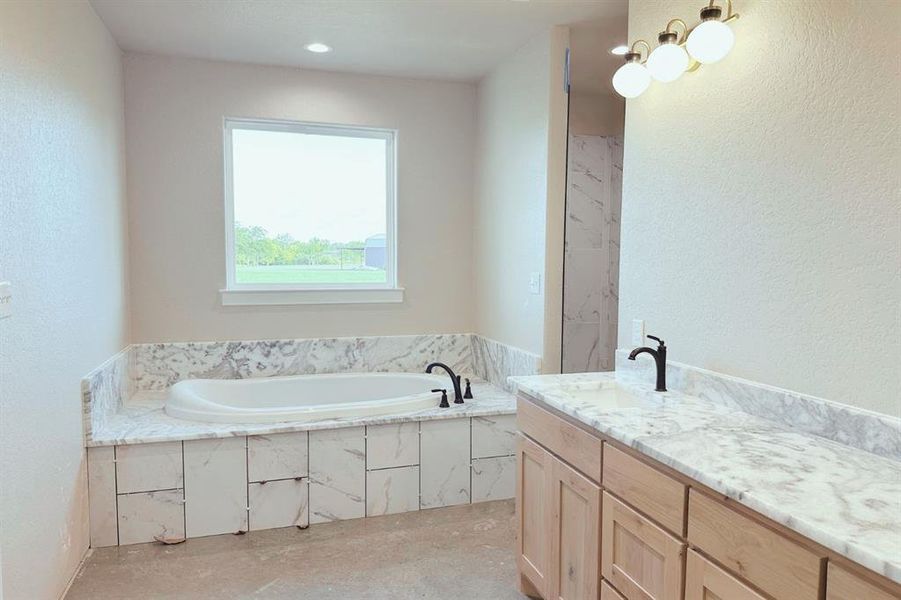 Furnished interior view inside a new home in , Weatherford (Image 7).