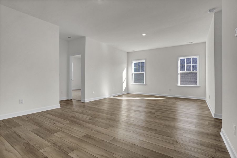 Spacious, unfurnished interior of a new home in Grand Park, Leland (Image 34).