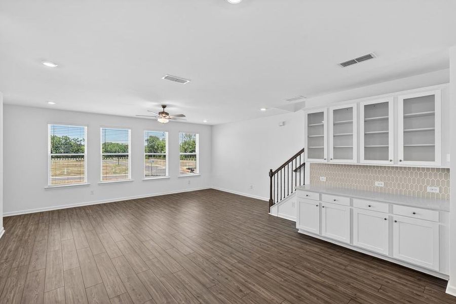 Spacious, unfurnished interior of a new home in Alder Creek, Cumming (Image 15).