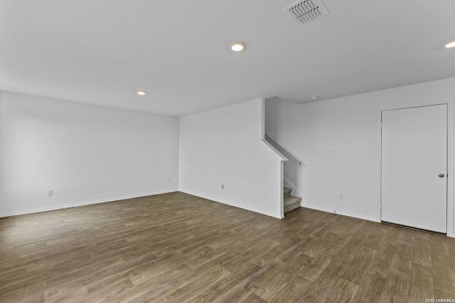 Spacious, unfurnished interior of a new home in Avenida, Converse (Image 26). Spacious, unfurnished interior of a new home in Avenida, Converse (Image 26).