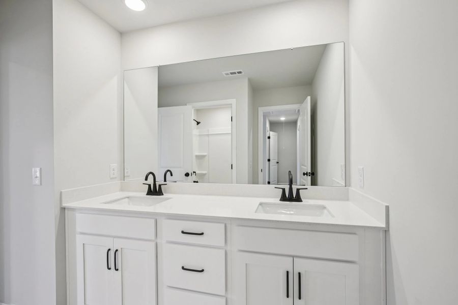 Close-up of interior finishes inside a home in Willow Landing, Mount Juliet (Image 17).