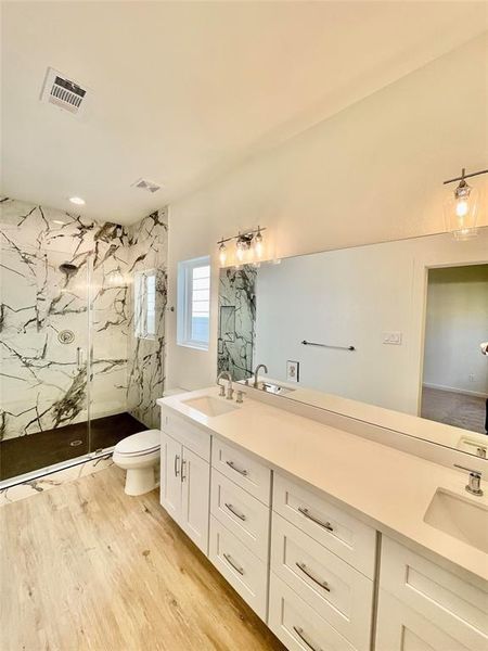 Image 8 of a home in .