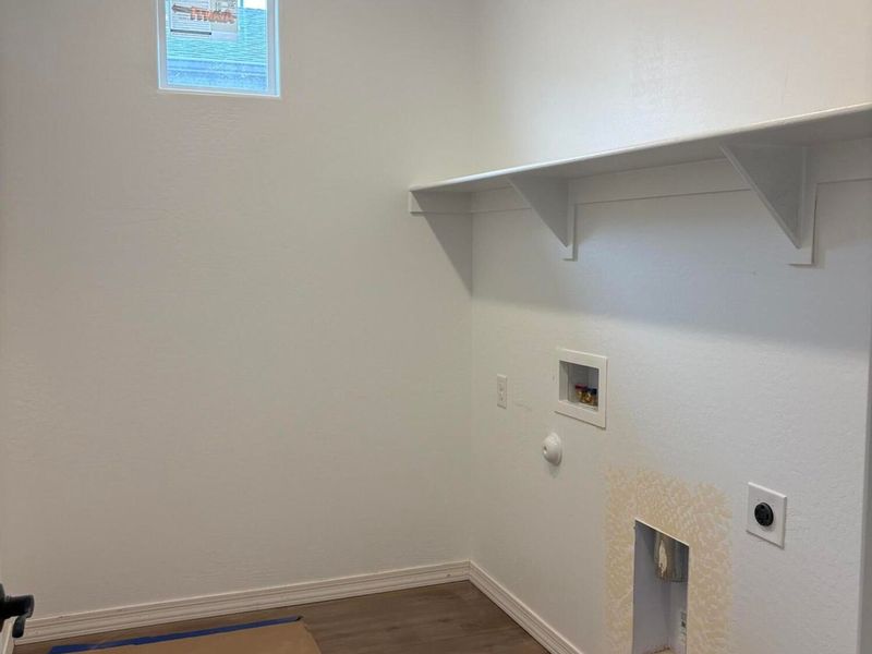 Spacious, unfurnished interior of a new home in Vineyards at Cottonwood, Cottonwood (Image 15).
