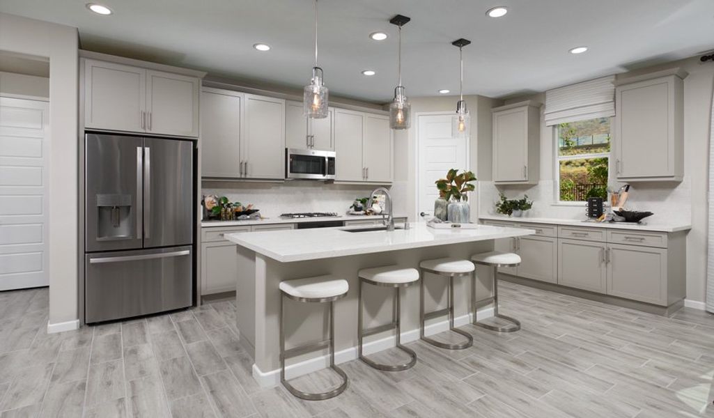 Jonquil-D944-SkyveiwAtHighpoint Kitchen