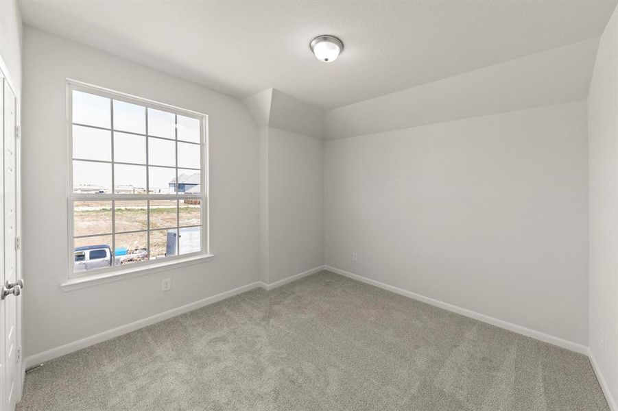 17_5530 Burford, Celina