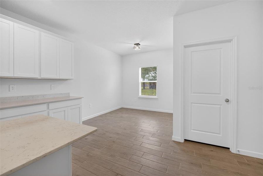 Spacious, unfurnished interior of a new home in , Dunnellon (Image 14).