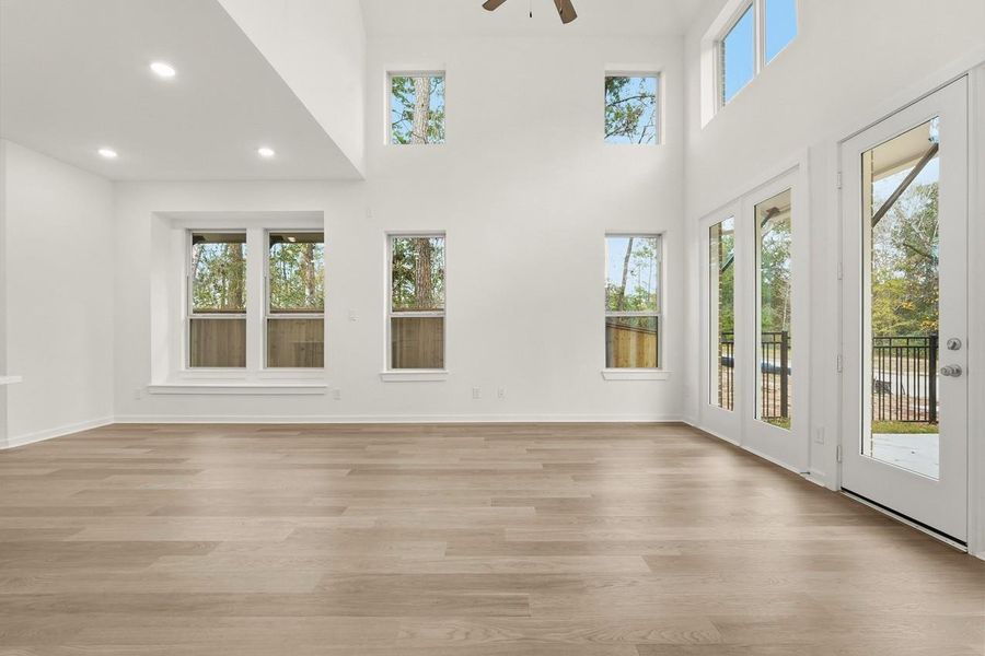 Spacious, unfurnished interior of a new home in , Montgomery (Image 16).