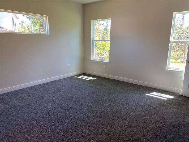 Spacious, unfurnished interior of a new home in , North Port (Image 8).