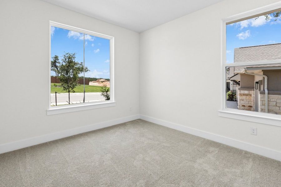 Spacious, unfurnished interior of a new home in Riverstone, Georgetown (Image 31).