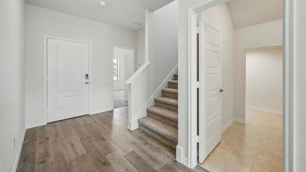 Spacious, unfurnished interior of a new home in Lilybrooke at Legacy Hills, Celina (Image 28). Spacious, unfurnished interior of a new home in Lilybrooke at Legacy Hills, Celina (Image 28).