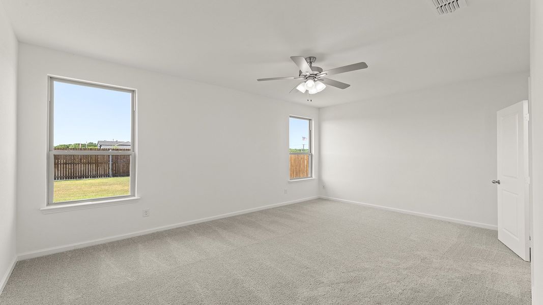 Spacious, unfurnished interior of a new home in Churchill 50s, Anna (Image 20). Spacious, unfurnished interior of a new home in Churchill 50s, Anna (Image 20).