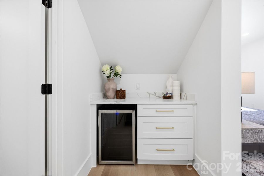 Furnished interior view inside a new home in , Monroe (Image 40).