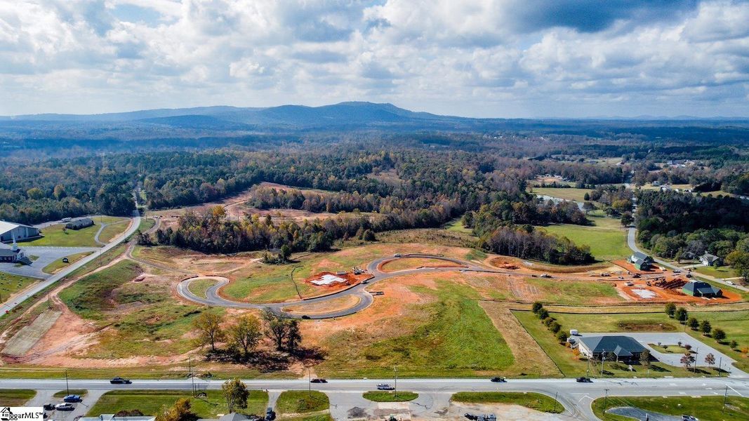 Image 19 of a home in Double Springs.
