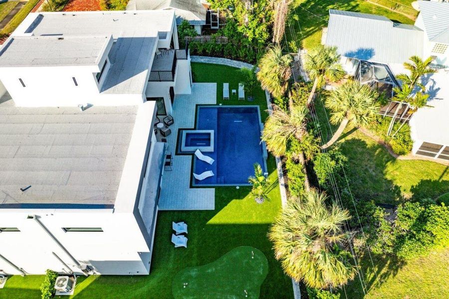 066-13460USHighway1-JunoBeach-FL-33408-S